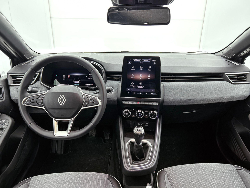 Renault Clio 1.0 TCe 90 GPF techno 43745668-19.jpg | JAMES Autoservice Tilburg