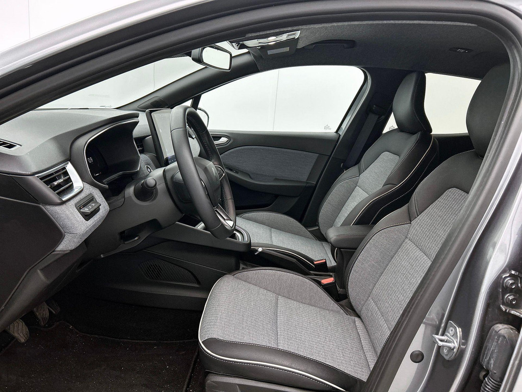 Renault Clio 1.0 TCe 90 GPF techno 43745668-23.jpg | JAMES Autoservice Tilburg