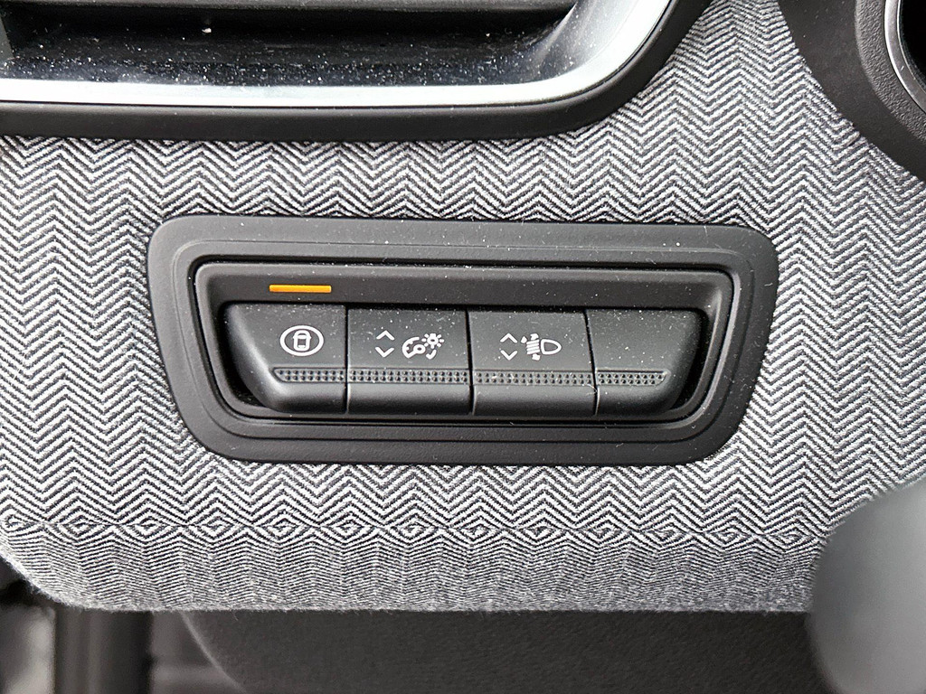 Renault Clio 1.0 TCe 90 GPF techno 43745668-25.jpg | JAMES Autoservice Tilburg