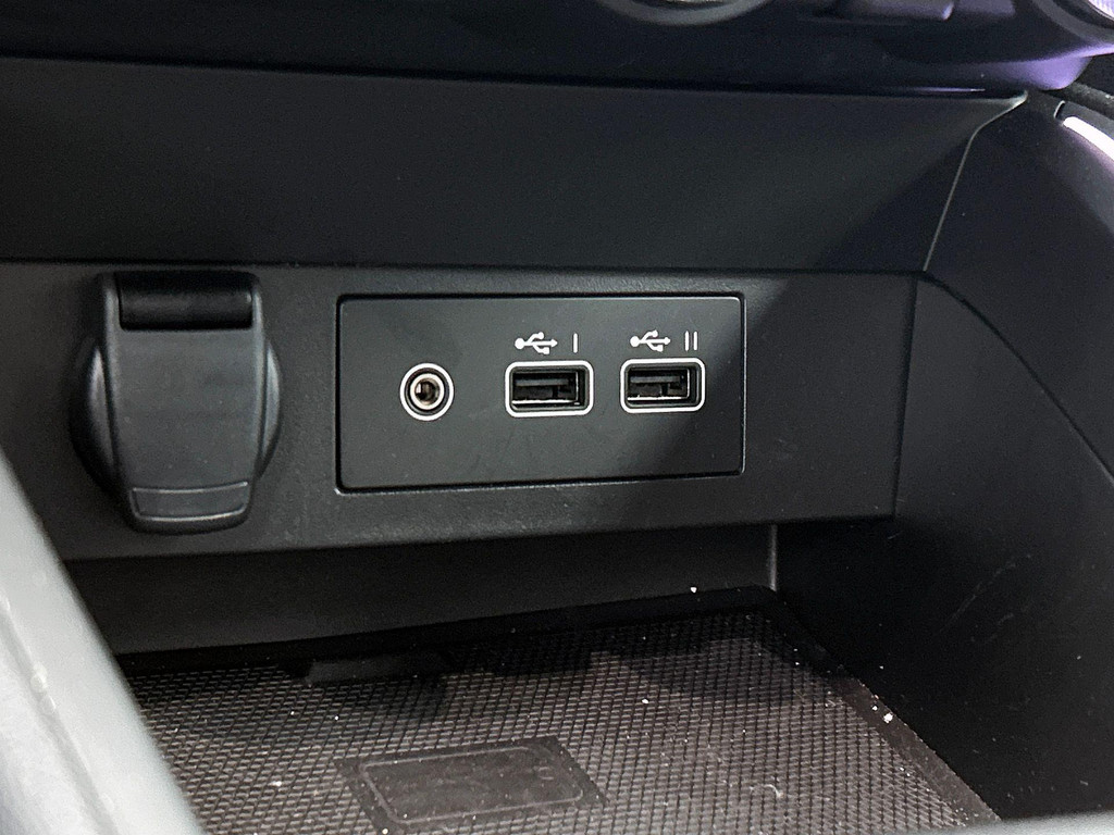 Renault Clio 1.0 TCe 90 GPF techno 43745668-26.jpg | JAMES Autoservice Tilburg