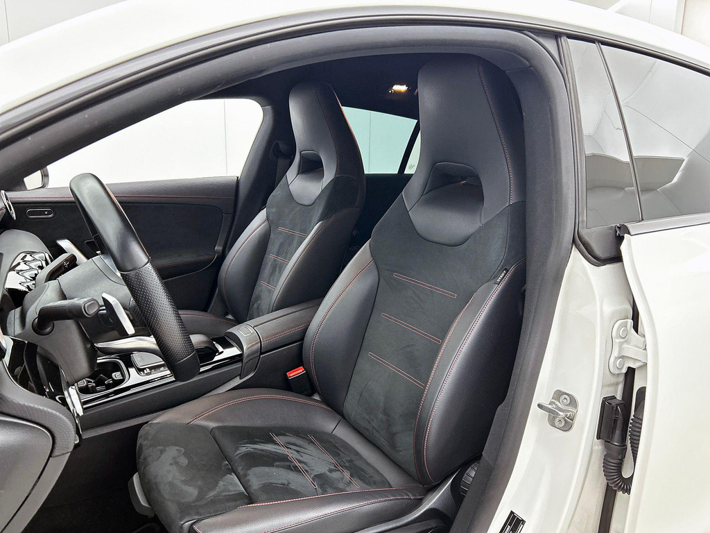 Mercedes-Benz CLA Shooting Brake 250 e AMG Line 52014824-7.jpg | JAMES Autoservice Tilburg