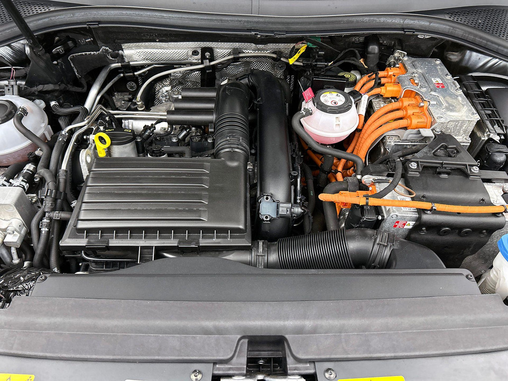 Volkswagen Tiguan 1.4 TSI eHybrid 245PK 53133518-31.jpg | JAMES Autoservice Tilburg