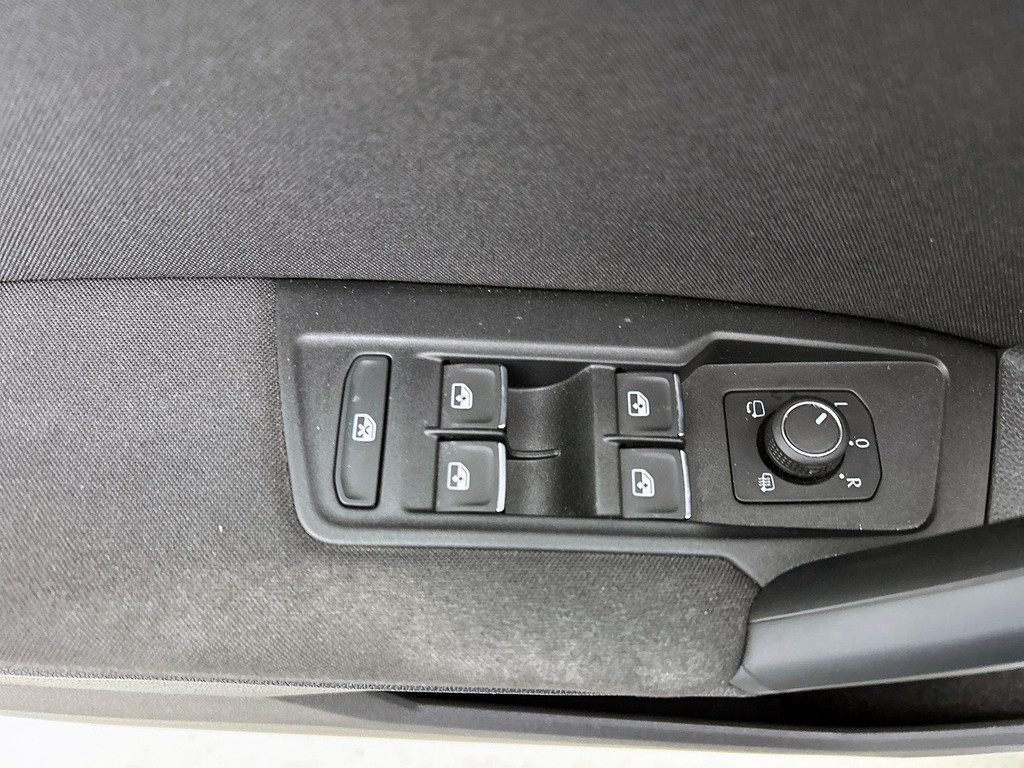 Volkswagen Tiguan 1.4 TSI eHybrid 245PK 53133518-34.jpg | JAMES Autoservice Tilburg