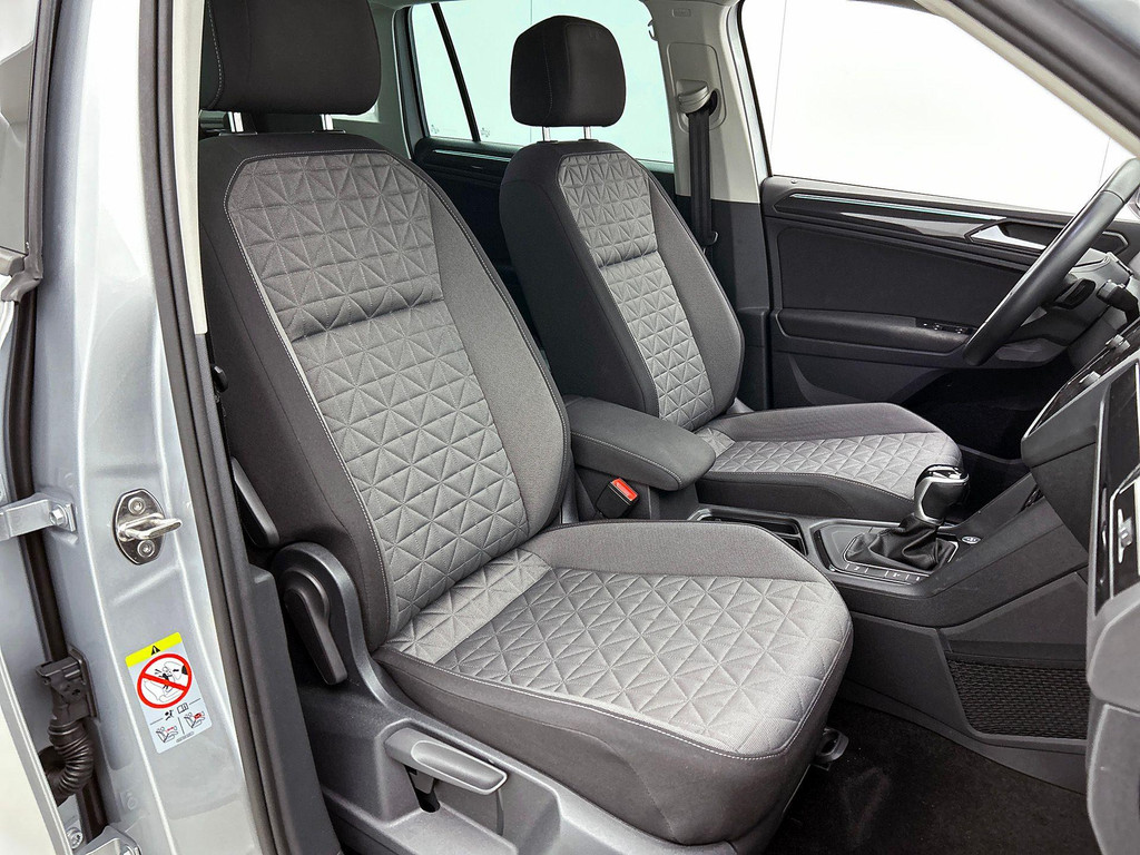 Volkswagen Tiguan 1.4 TSI eHybrid 245PK 53133518-39.jpg | JAMES Autoservice Tilburg